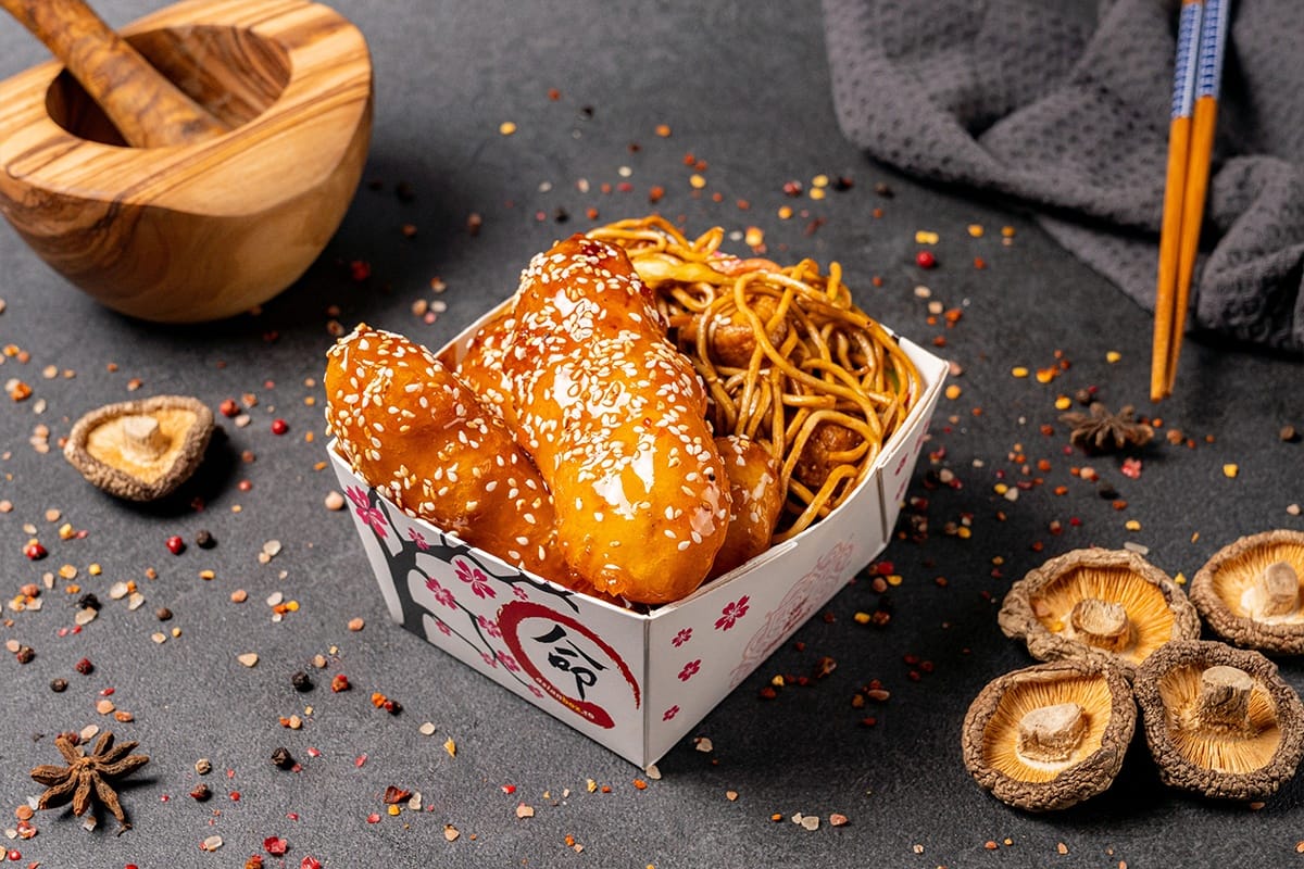 Pui Caramelizat + 1 sos la alegere